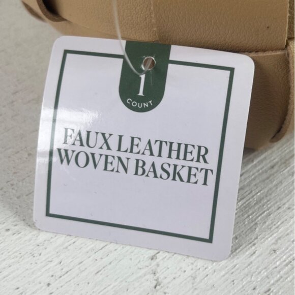 Small Faux Leather Woven Basket Tan Beige Storage Home Decor - Picture 4 of 5